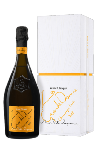 Champagne Veuve Clicquot La Grande Dame 2018 édition Porte Jacquemus